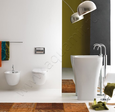 Раковина напольная без отверстий под смеситель Kerasan Aquatech 60 см 374201 в интерьере