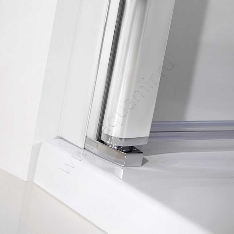 Маятниковая душевая дверь в нишу HSK Favorit Nova белая 1380800450#Ed в интерьере