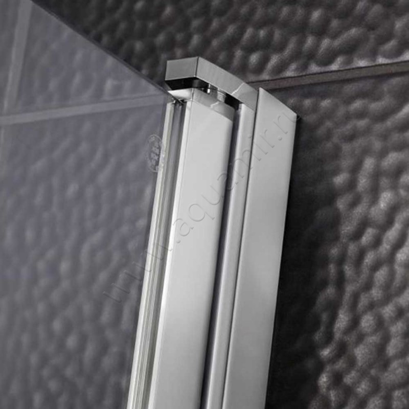 Маятниковая душевая дверь в нишу HSK Favorit Nova в серебристом цвете 1380900150 в интерьере