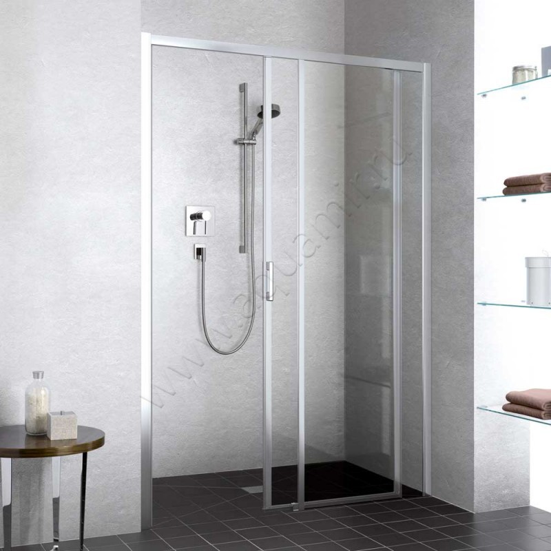 Раздвижная душевая дверь в нишу с фиксированным элементом Kermi Liga в серебристом цвете LID2R12520VAK в интерьере