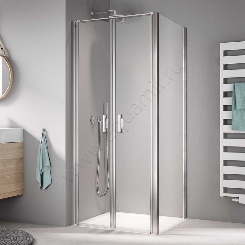 Маятниковая душевая дверь для боковой стенки/боковой двери Kermi Liga LIPTD08018VAK в интерьере