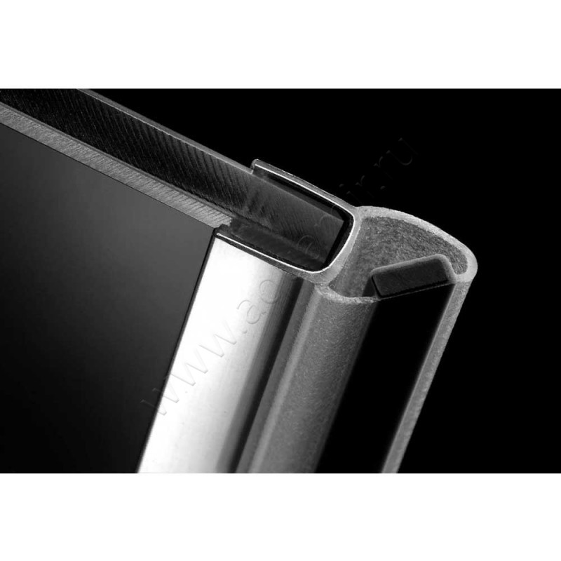 Душевой уголок с поворотной дверью и фиксированной боковиной Radaway Almatea KDJ 321410112NR в интерьере