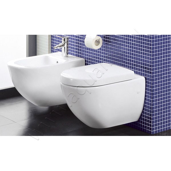 Унитаз подвесной Villeroy & Boch SUBWAY 48 см, белый 66041001 в интерьере