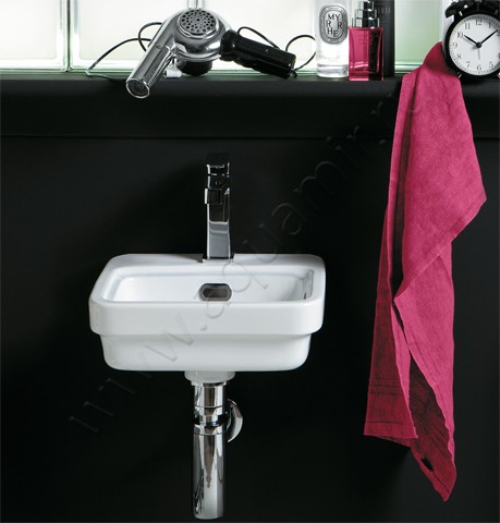 Рукомойник подвесной Simas Evolution 31 см EVO13bi*1 в интерьере