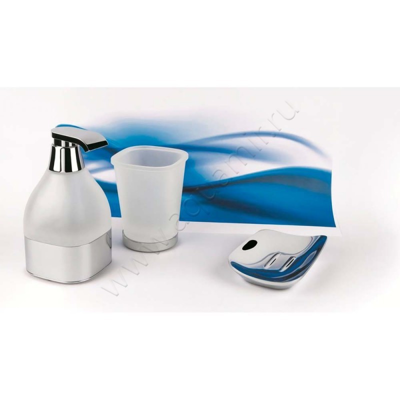 Дозатор Colombo Alize хром B9331000 в интерьере