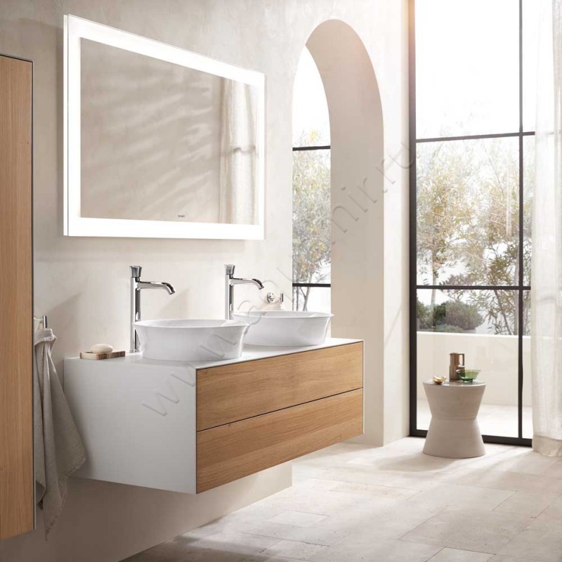 Зеркало с подсветкой Duravit White Tulip 135 см WT705300000 в интерьере
