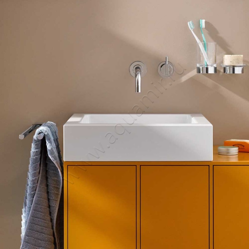 Полотенцедержатель Emco Flow 43 см 275000143 в интерьере