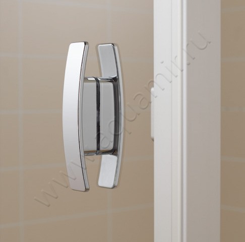 Душевой уголок с раздвижными дверями Kermi Ibiza 2000 I2T10100181AK в интерьере