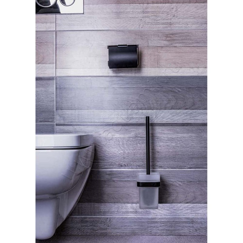 Держатель туалетной бумаги Bemeta Nero 135012010 в интерьере