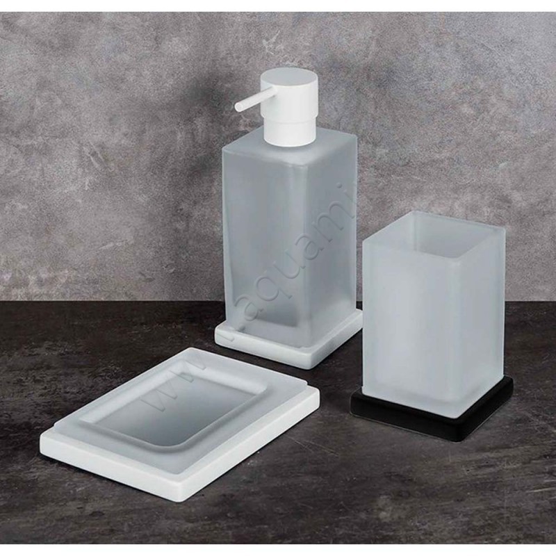 Стакан Colombo Look B1641NM в интерьере