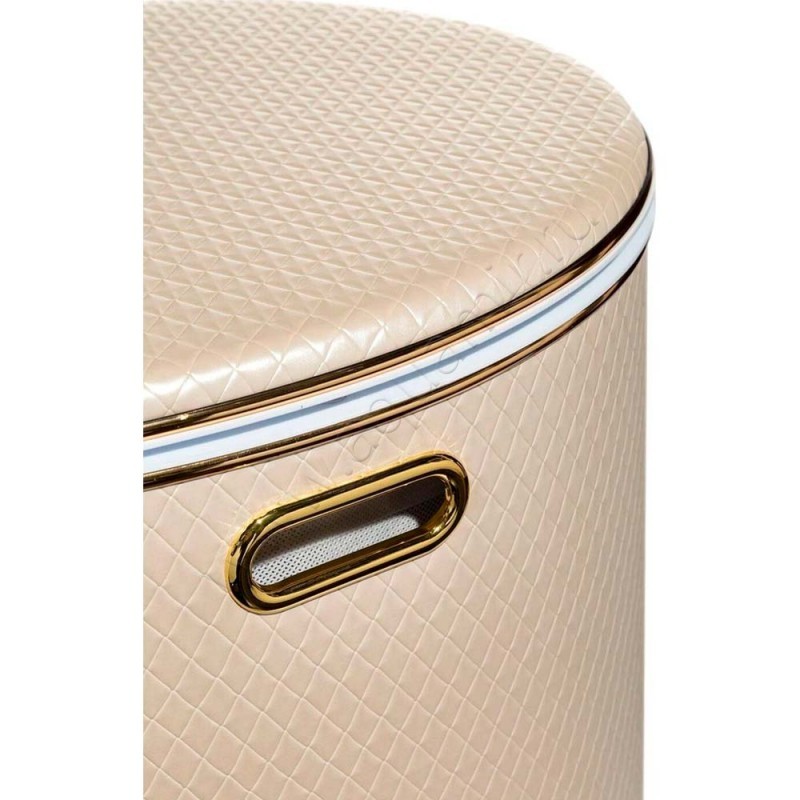 Корзина для белья Geralis NCLGO в интерьере