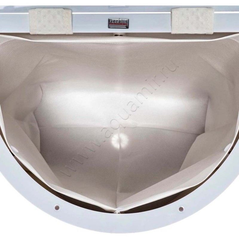 Корзина для белья Geralis NCLGO в интерьере