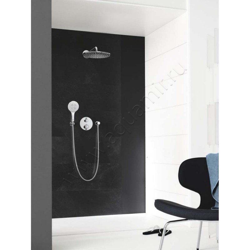 Душевая лейка Grohe Rainshower SmartActive 26544000 в интерьере