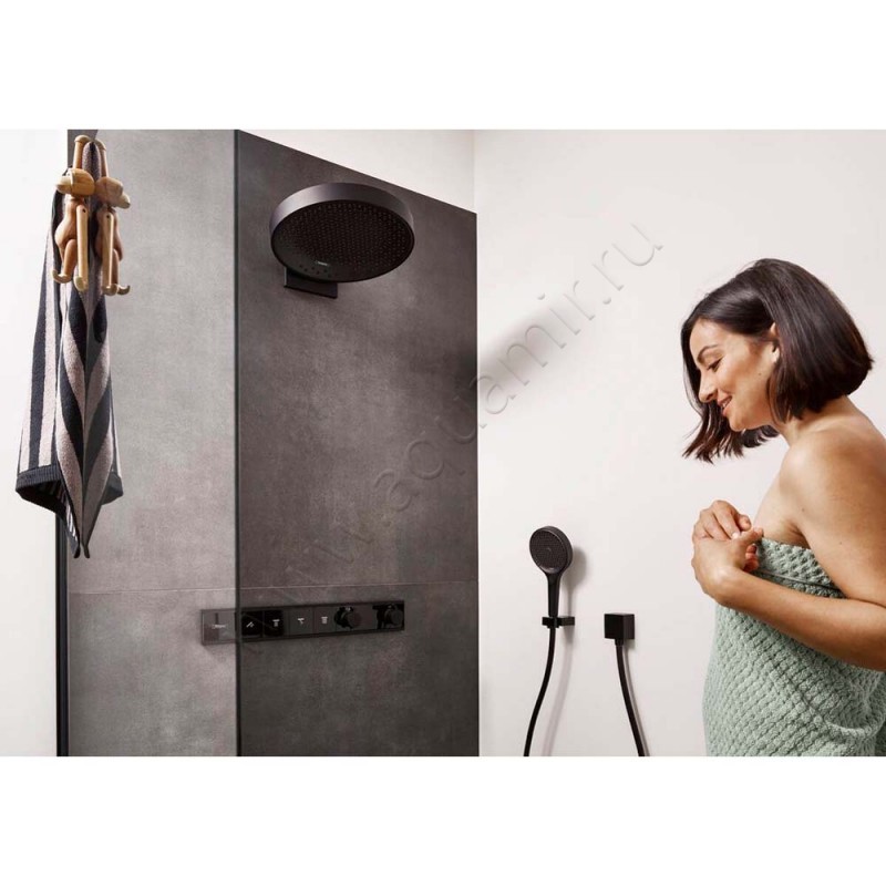 Душевая лейка Hansgrohe Rainfinity 130 26864670 в интерьере