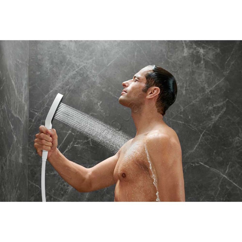 Душевая лейка Hansgrohe Rainfinity 130 26865700 в интерьере