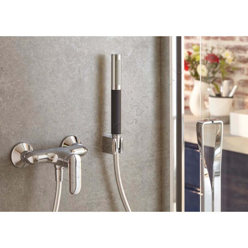 Душевая лейка Jacob Delafon Shift Ellipse E10257CP в интерьере