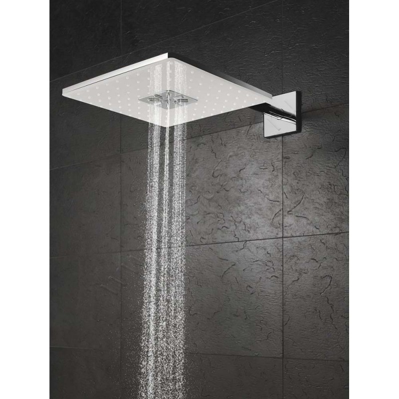 Верхний душ Grohe Rainshower SmartActive 26479LS0 в интерьере