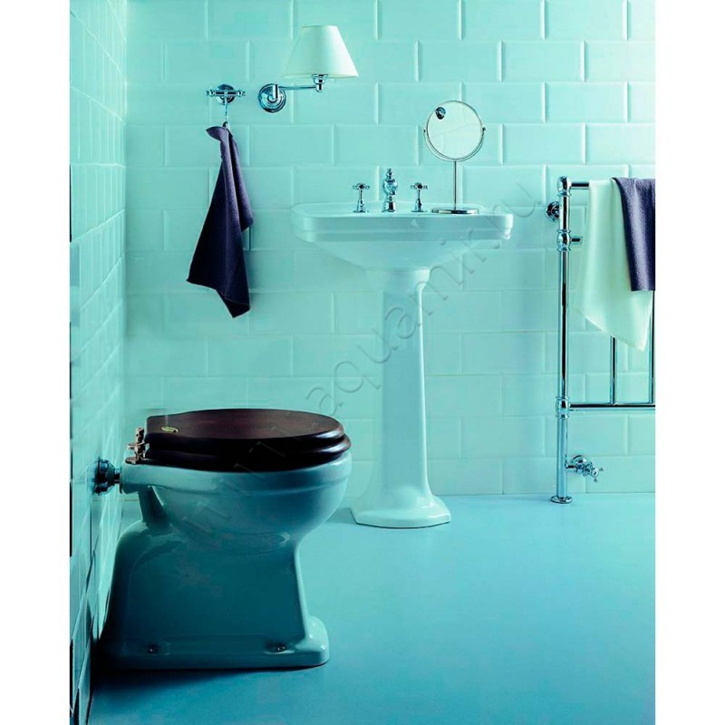 Крышка-сиденье Simas Londra с микролифтом, темное дерево LO009NOCEBR в интерьере