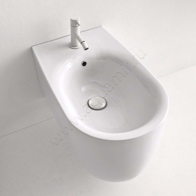 Биде подвесное Kerasan Nolita 532501 в интерьере