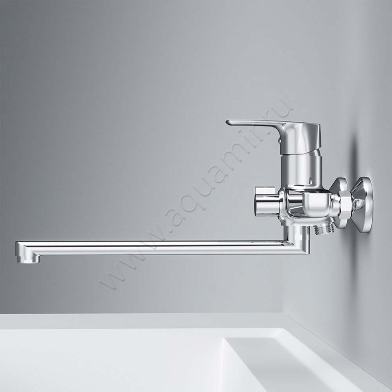 Смеситель для ванны AM.PM Gem с длинным изливом, хром F90A90000 в интерьере