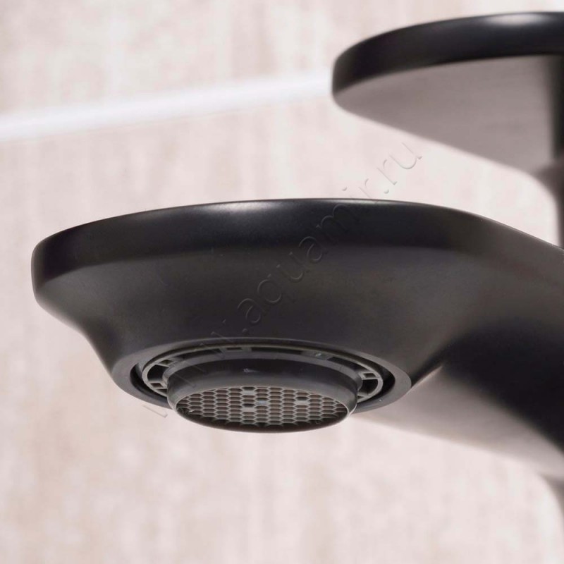 Смеситель для раковины Wasserkraft Elbe черный матовый 7403 в интерьере