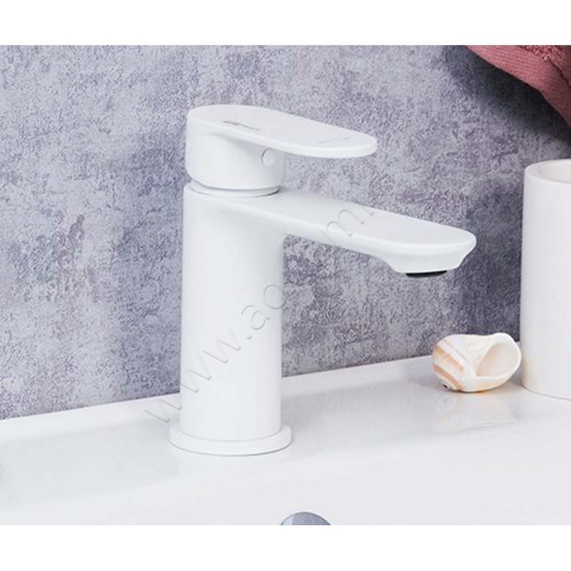 Смеситель для раковины Wasserkraft Mindel белый матовый 8503 в интерьере