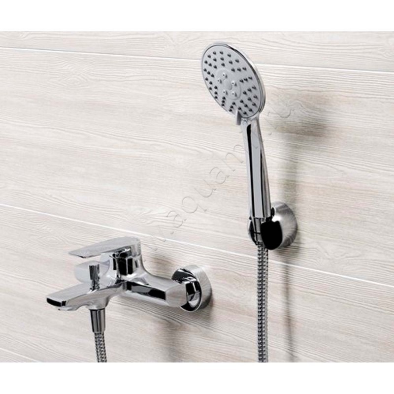 Смеситель для ванны Wasserkraft Lopau с душем, хром 3201 в интерьере