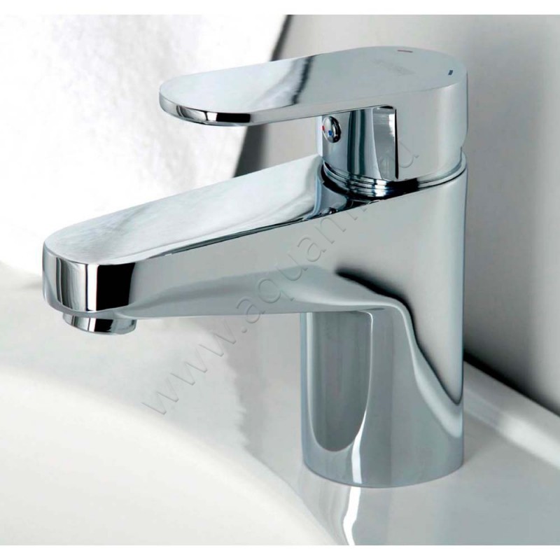 Смеситель для раковины Wasserkraft Donau 5303 в интерьере