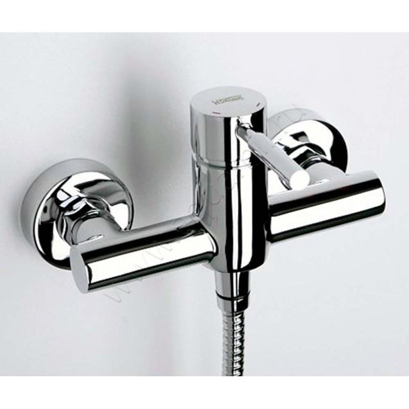 Смеситель для душа Wasserkraft Main хром 4102 в интерьере