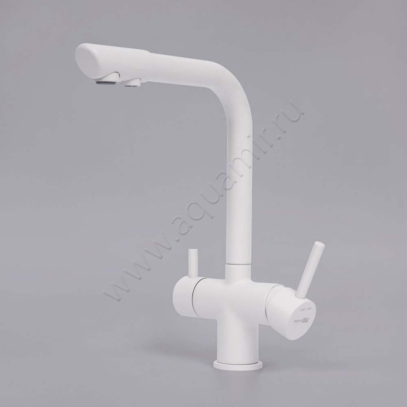Смеситель для кухни Wasserkraft белый матовый A8357 в интерьере