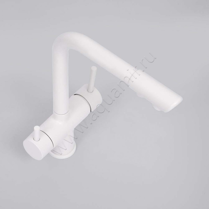 Смеситель для кухни Wasserkraft белый матовый A8357 в интерьере