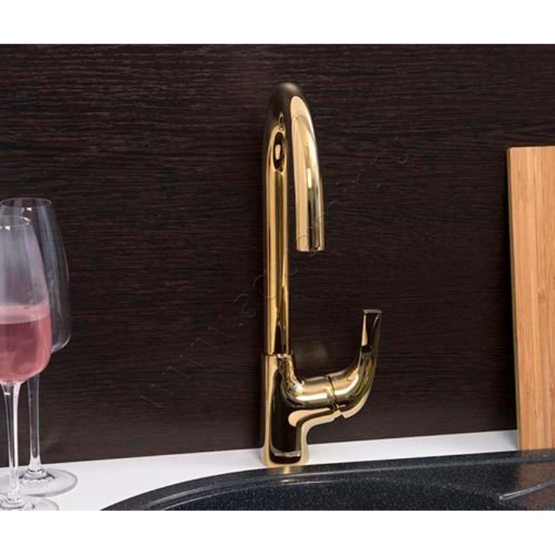 Смеситель для кухни Wasserkraft Sauer золото 7107 в интерьере
