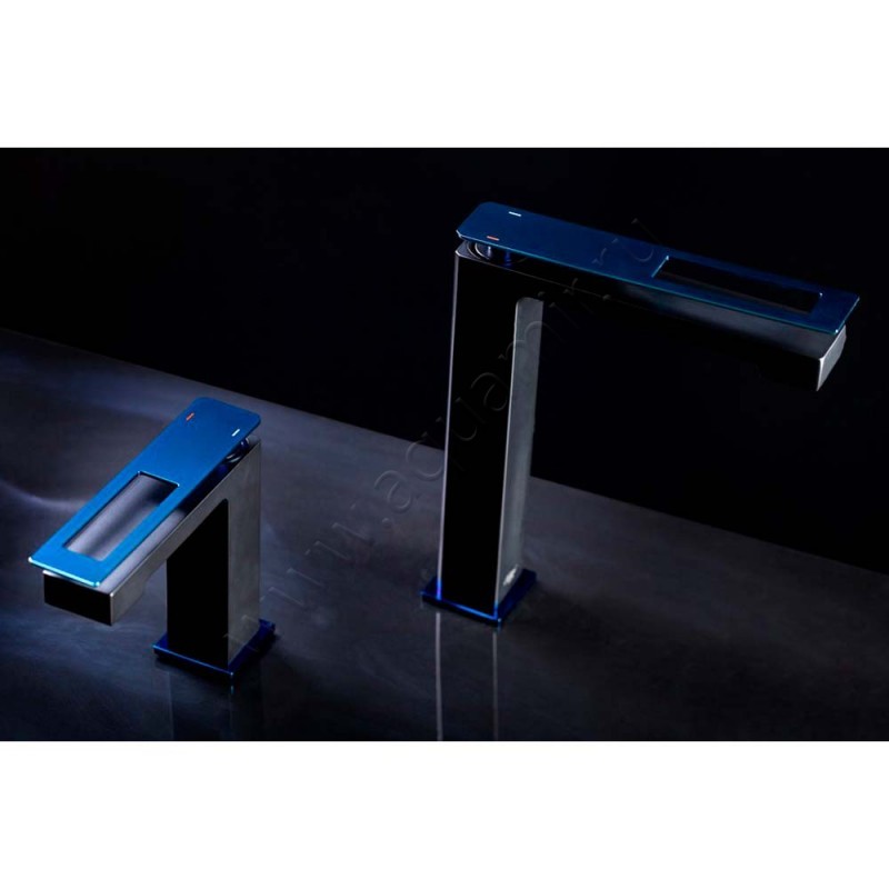 Смеситель для раковины Boheme Q черный/синий матовый 141BUW в интерьере