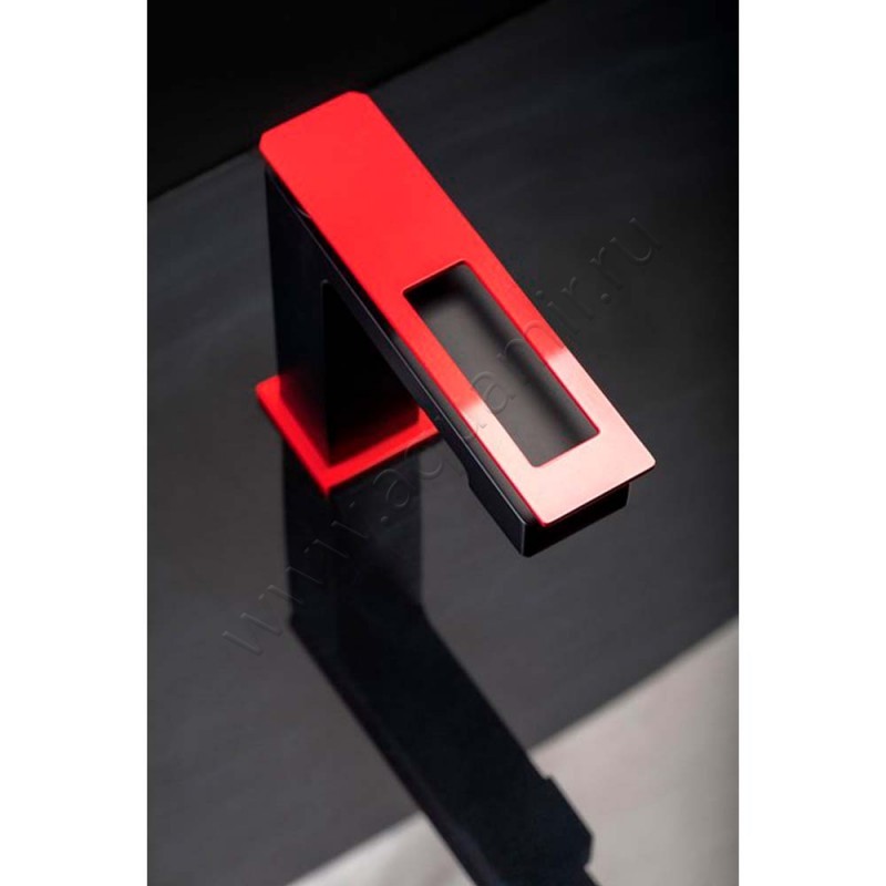 Смеситель для раковины Boheme Q 141BR в интерьере