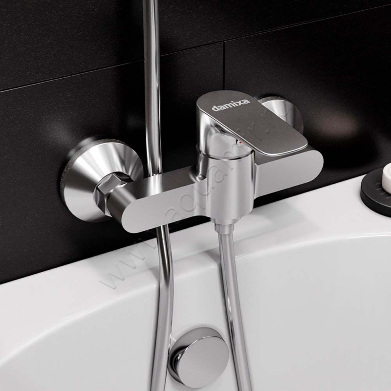 Смеситель для душа Damixa RedBlu Origin Evo 2 хром 782000000 в интерьере