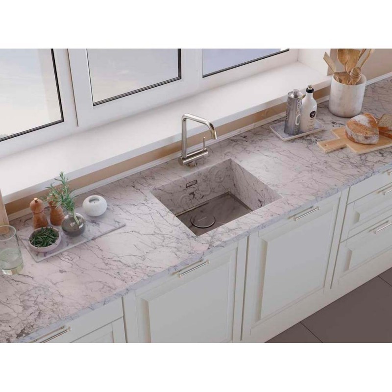 Смеситель для кухни Omoikiri Mori хром 4994320 в интерьере