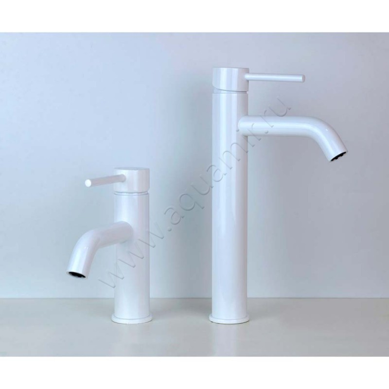 Смеситель для раковины Bronze de Luxe Scandi белый матовый 1452W в интерьере