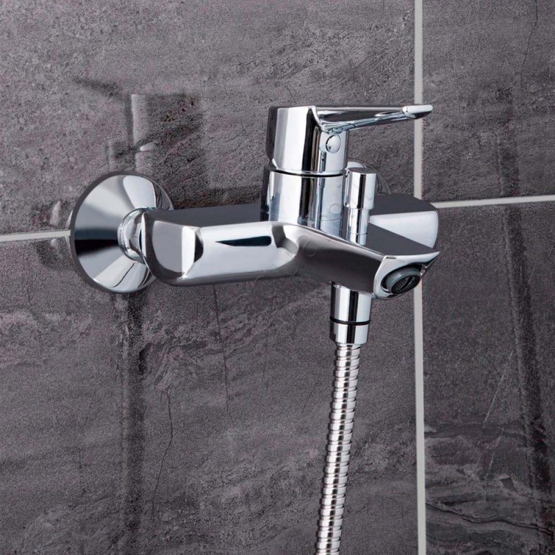 Смеситель для ванны Vitra Matrix хром A42444EXP в интерьере