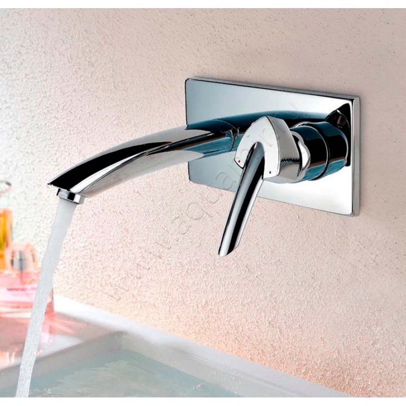 Смеситель для раковины Lemark Mars хром LM3526C в интерьере