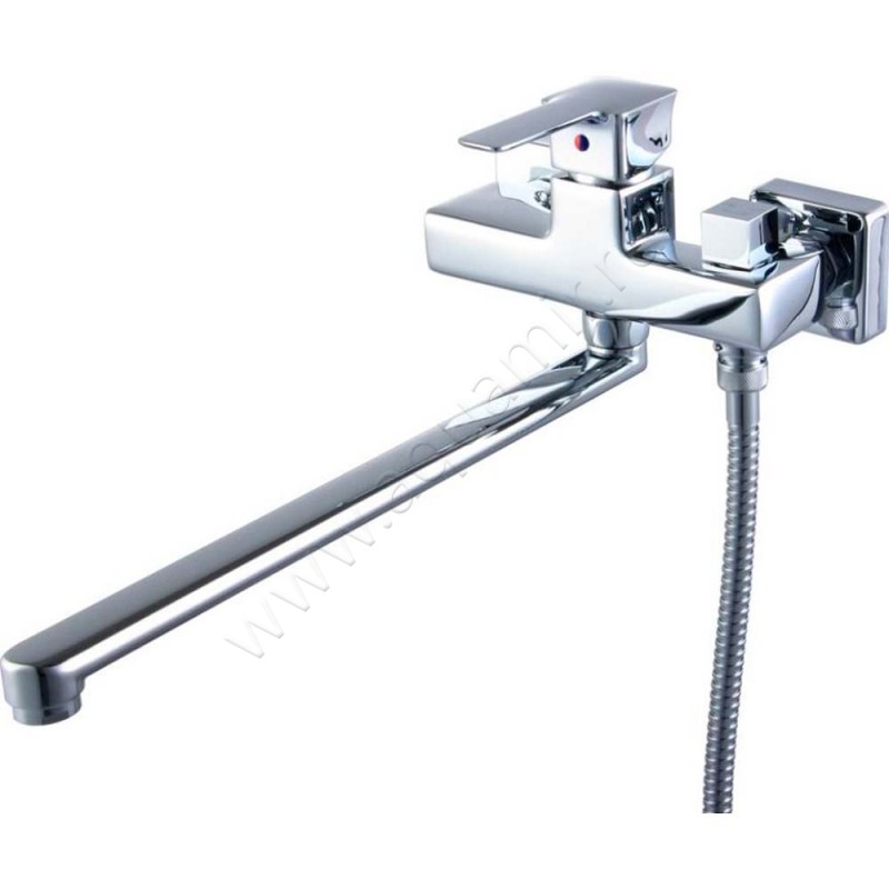 Смеситель для ванны Lemark Basis с длинным изливом, хром LM3617C в интерьере