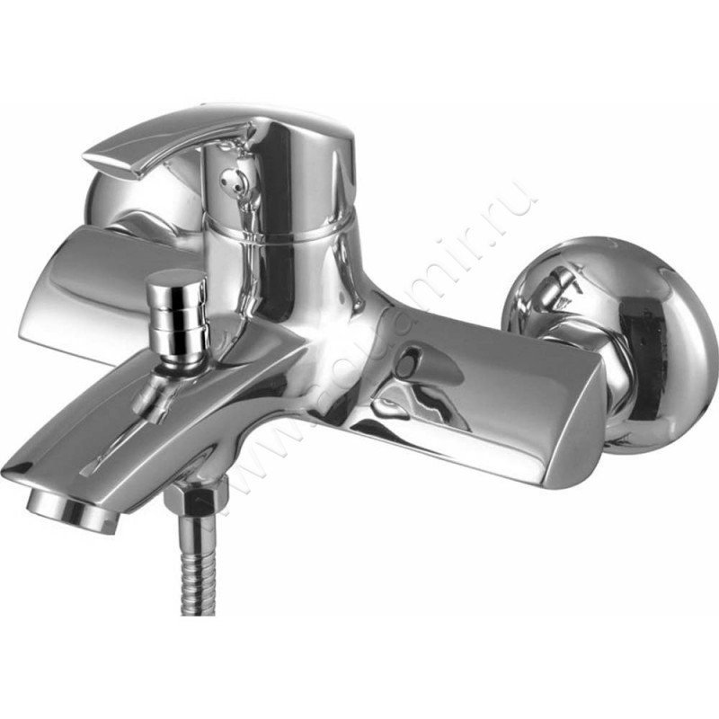Смеситель для ванны Lemark plus Strike с душем, хром LM1102C в интерьере