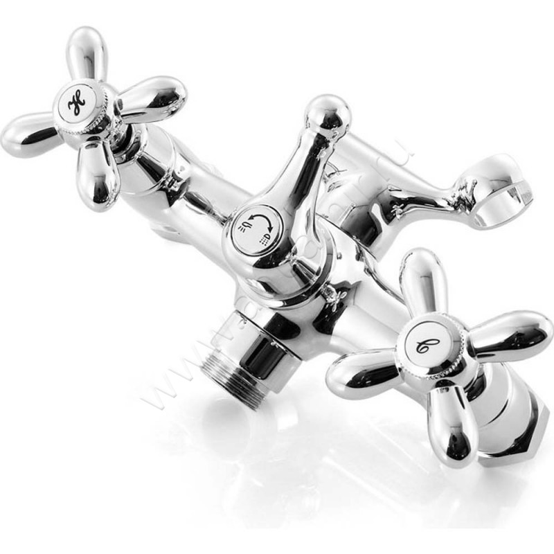 Смеситель для ванны Iddis Jeals с длинным изливом JE2SBL0I10 в интерьере