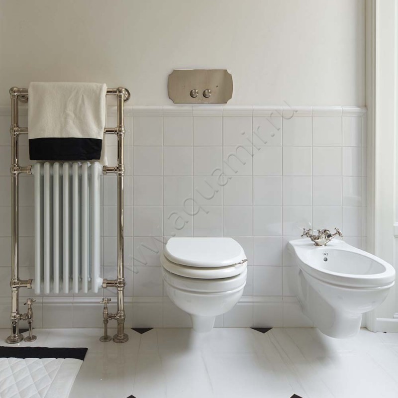 Полотенцесушитель водяной Devon & Devon Armonia 2 светлое золото 2PRH2OT в интерьере