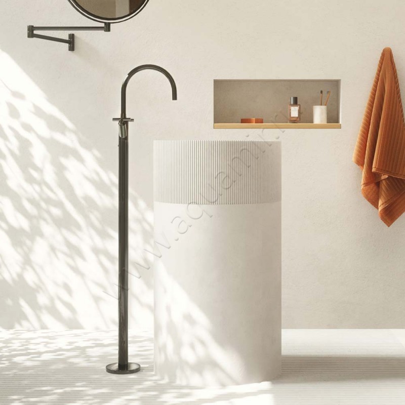 Смеситель для раковины Dornbracht TARA черная платина браш 2258589299 в интерьере