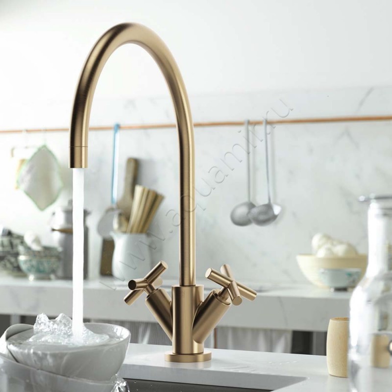 Смеситель для кухни Dornbracht TARA черный 2281589233 в интерьере