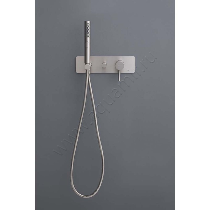 Смеситель для душа Allen Brau Priority никель матовый 531009BN в интерьере