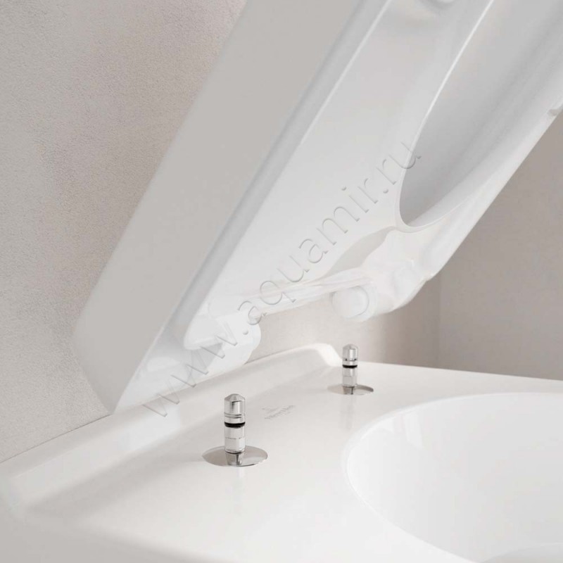 Унитаз подвесной Villeroy & Boch O.NOVO с крышкой микролифт, 49 см, белый 568810R19M38S101 в интерьере