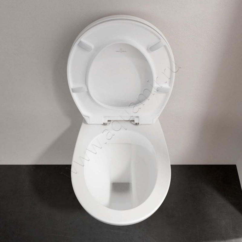 Унитаз подвесной Villeroy & Boch O.NOVO с крышкой микролифт, 49 см, безободковый, белый 7667R0018M43S101 в интерьере