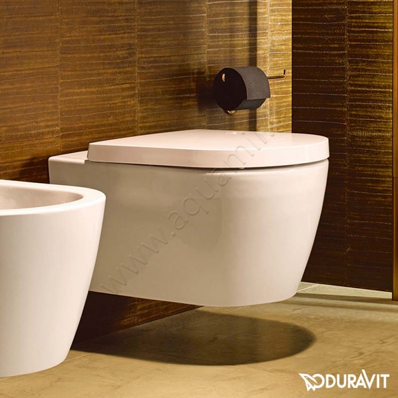 Унитаз подвесной Duravit Me By Starck с крышкой, 57 см, безободковый, белый 25280920000020010000 в интерьере