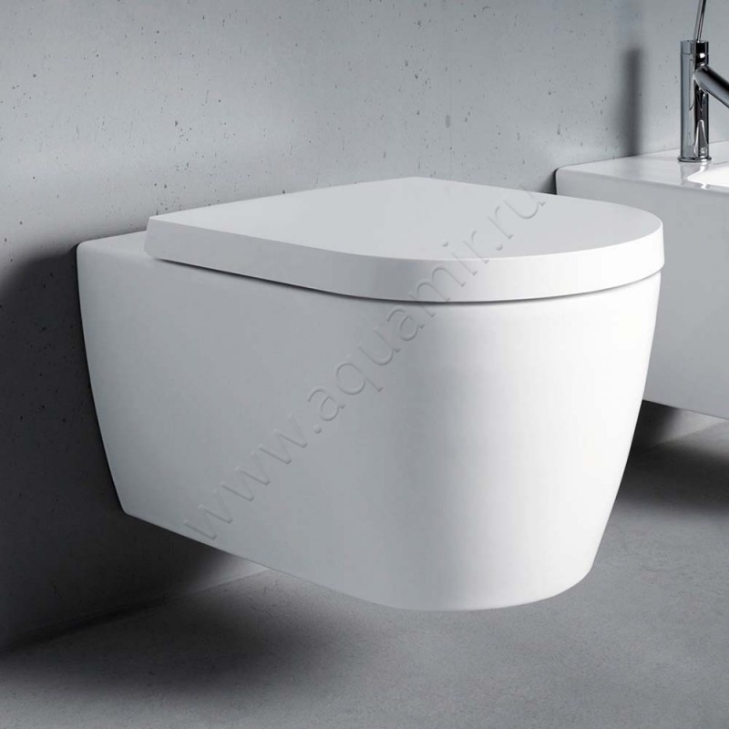 Унитаз подвесной Duravit Me By Starck с крышкой, 57 см, безободковый, белый матовый 25280990000020010000 в интерьере